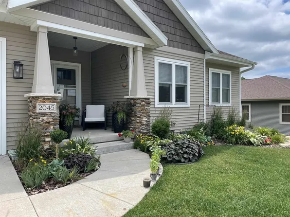 2045 Handel St, Black Earth, WI 53515