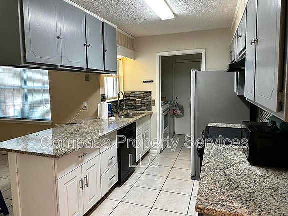 4th image of 8507 Bosque Blvd