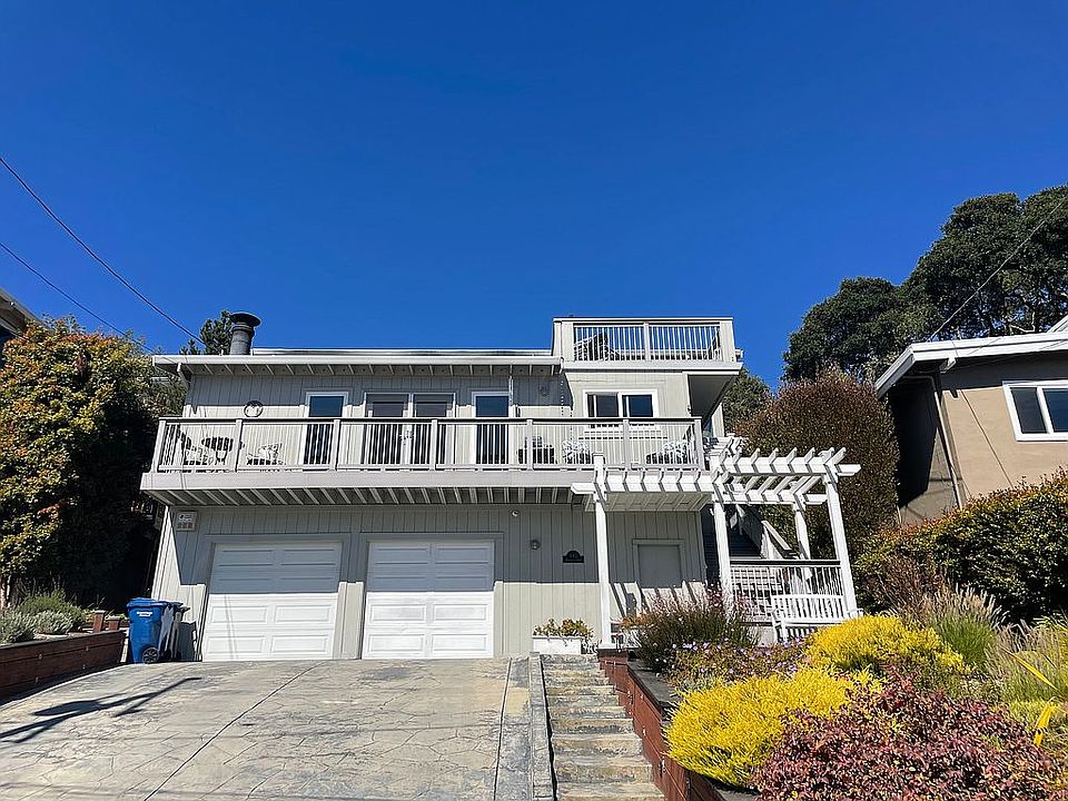 1st image of 445 Monterey Dr