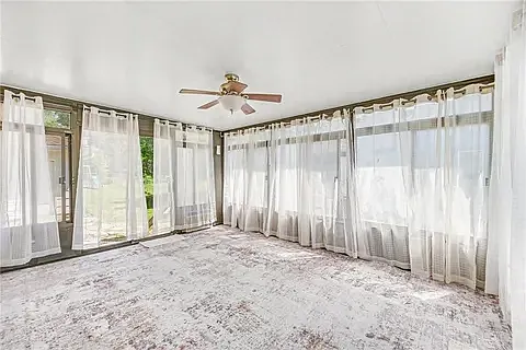 401 Maple Ave — Photo 3