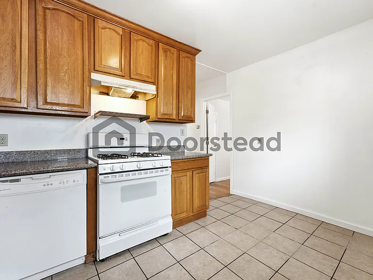 4339 Adeline St #B — Photo 22