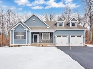 85 Reservoir Ave E, Broad Brook, CT 06016