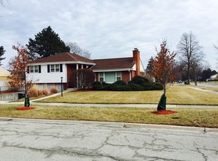 845 Brookline Ln, Park Ridge, IL 60068