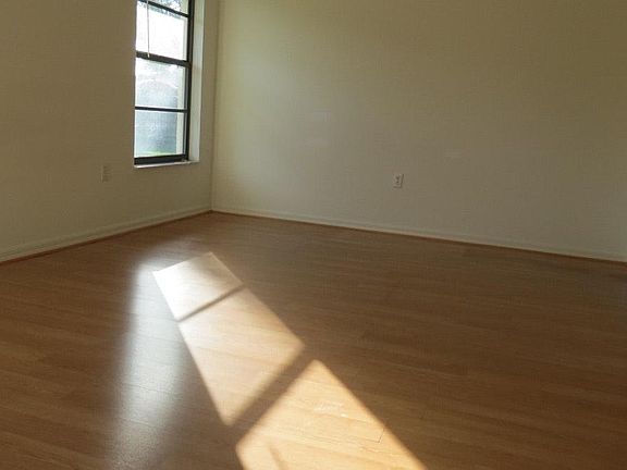2nd image of 3447 Samantha Ct