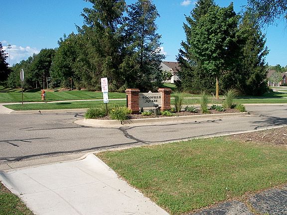 2nd image of 218 Woodfield Square Ln