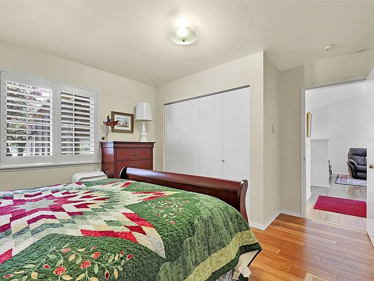 1486 SE Camano Dr — Photo 19