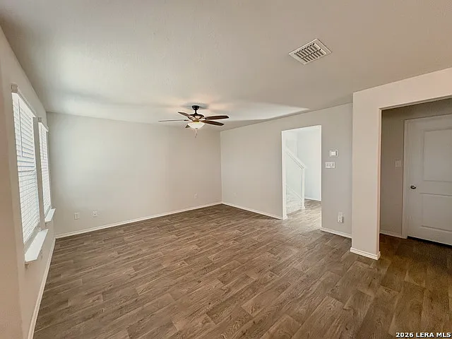 3 bed, 2.5 bath, 1617 sqft, $1,695 — Photo 3