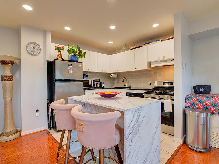 5250 Valley Forge Dr #407 — Photo 8