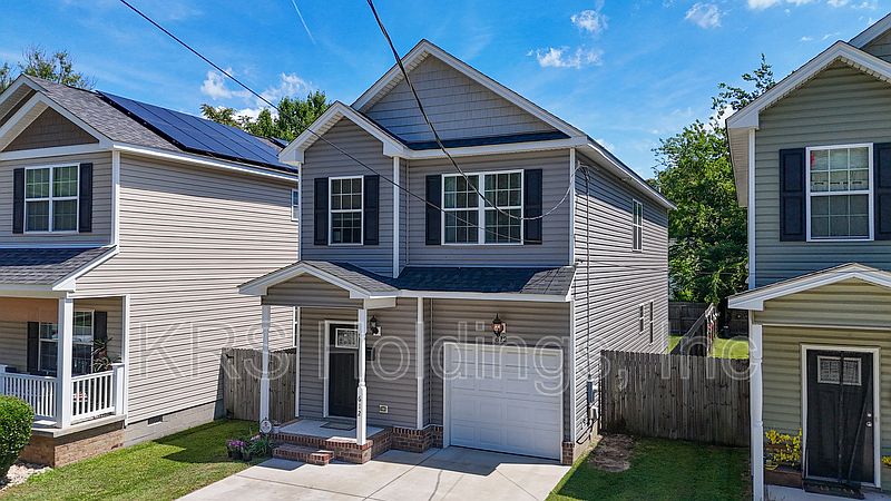 1st image of 612 Smith St