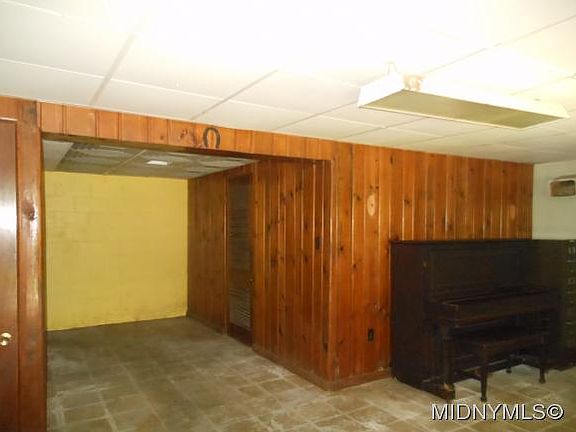 3rd image of 143 Homewood Dr