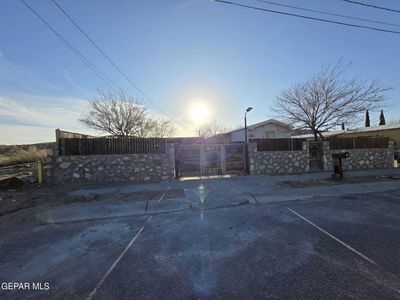 211 Carrizo Dr, Sunland Park, NM, 88063