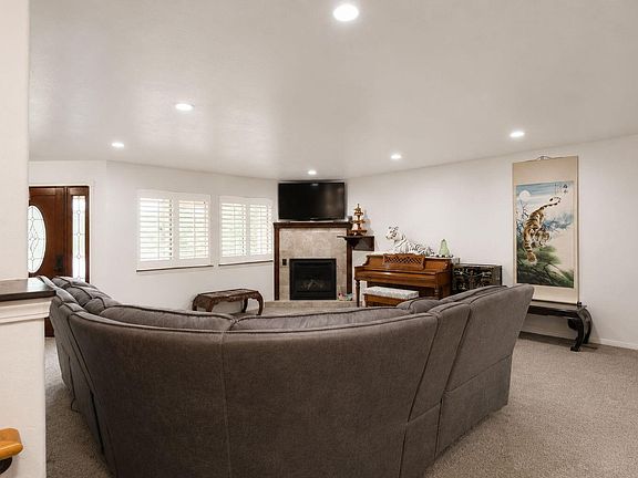 3rd image of 2617 SW Florer Dr