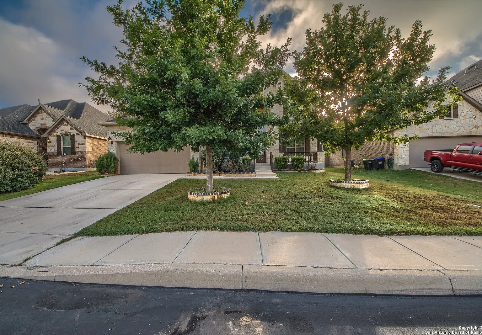 4 bed, 3.5 bath, 2889 sqft, $2,500 — Photo 2