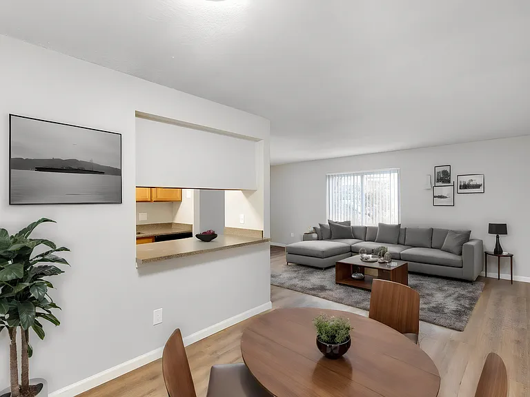 Experience the elegance of contemporary open-plan living, perfect for social gatherings. Experience the elegance of contemporary open-plan living, perfect for social gatherings.