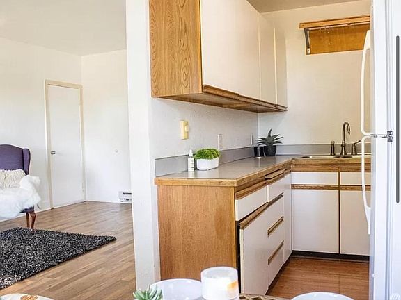 5th image of 645 S Mildred St #1