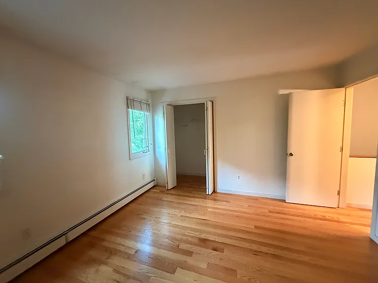 204 Charles St — Photo 13