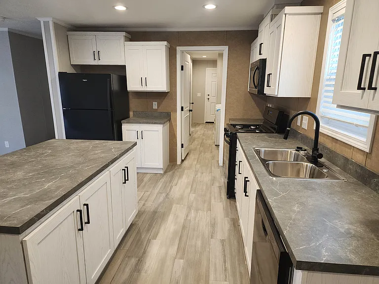 13955 Bronte Dr N — Photo 24
