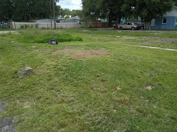 15 W SESSOMS AVENUE LOT 10, LAKE WALES, FL 33853
