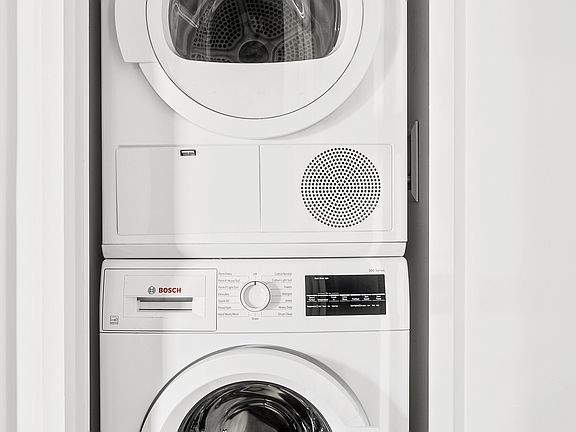 5th image of 800 5th Ave APT 30C