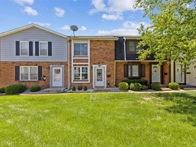 2558 Wallford Walk, Saint Louis, MO, 63129