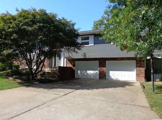 3121 Kingsridge Dr, Quincy, IL 62301