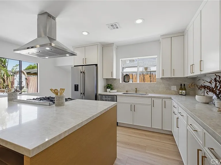 6845 Aura Ave — Photo 14