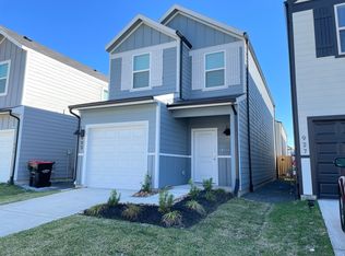 923 Moon Drop Ln, Houston, TX 77090