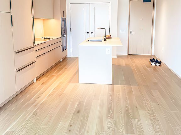 4th image of 333 Ward Ave #2711