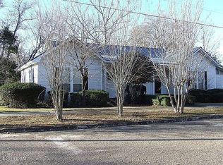208 E Pennsylvania Ave, Bonifay, FL 32425
