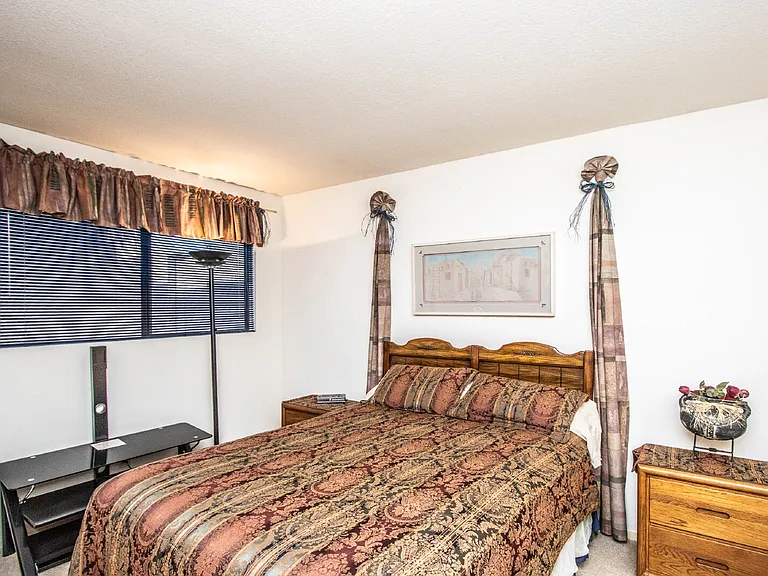 7631 E Sandalwood Dr — Photo 12