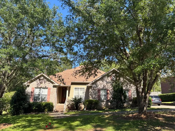 35920 Lizenby Ln, Bay Minette, AL 36507