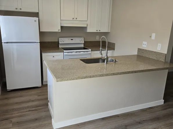 8050 Camino Huerta, San Diego, CA 92122