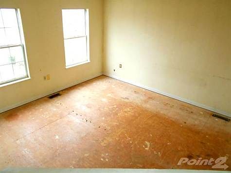 3rd image of 356 Hayter Dr