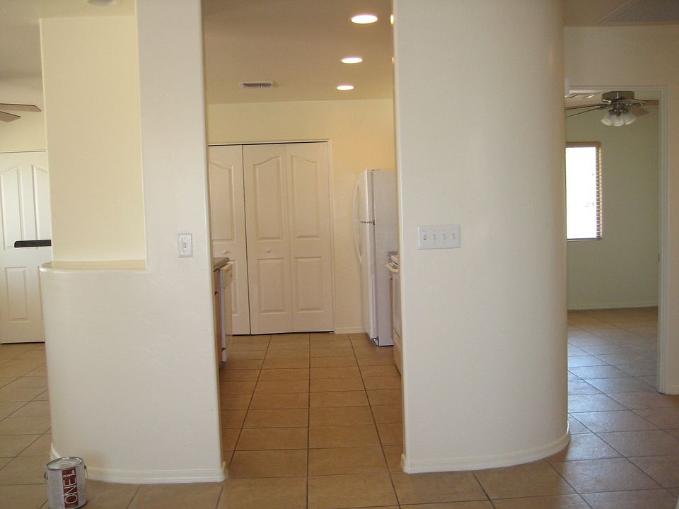 1st image of 9830 N El Uno Minor Unit 1