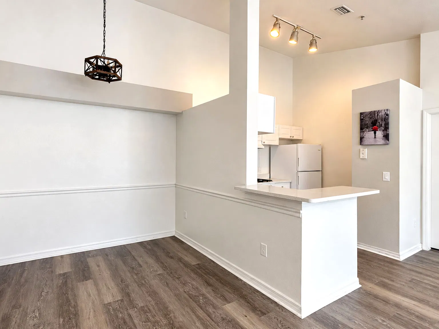 Resort-Style Living! Stunning 2-Bed, 2-Bath Condo in MetroWest | Move-in Ready! — Photo 3