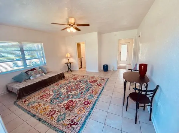 101 S Golfview Rd APT 8, Lake Worth, FL 33460