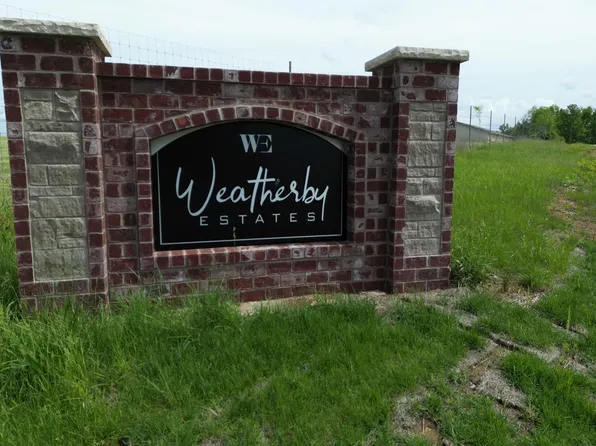 10 Weatherby Ln, Farmington, MO 63640