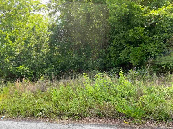 3 S Poplar Ave., Andrews, SC 29510