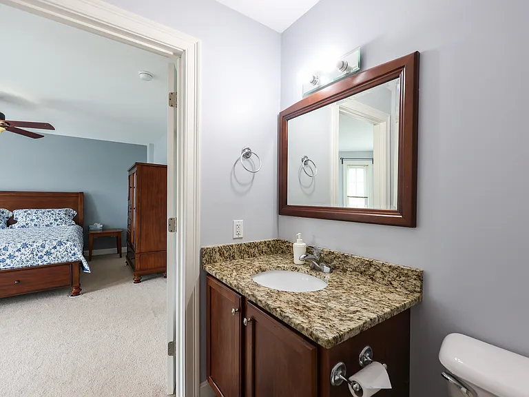 7 W Church St #4 — Photo 19