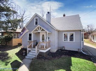 372 Cass St, Crete, IL 60417