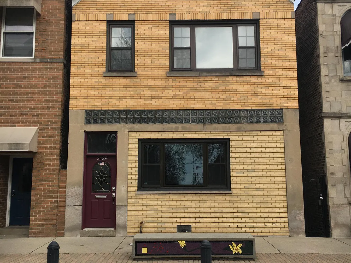 2429 S Oakley Ave #2F, Chicago, IL 60608 | Zillow