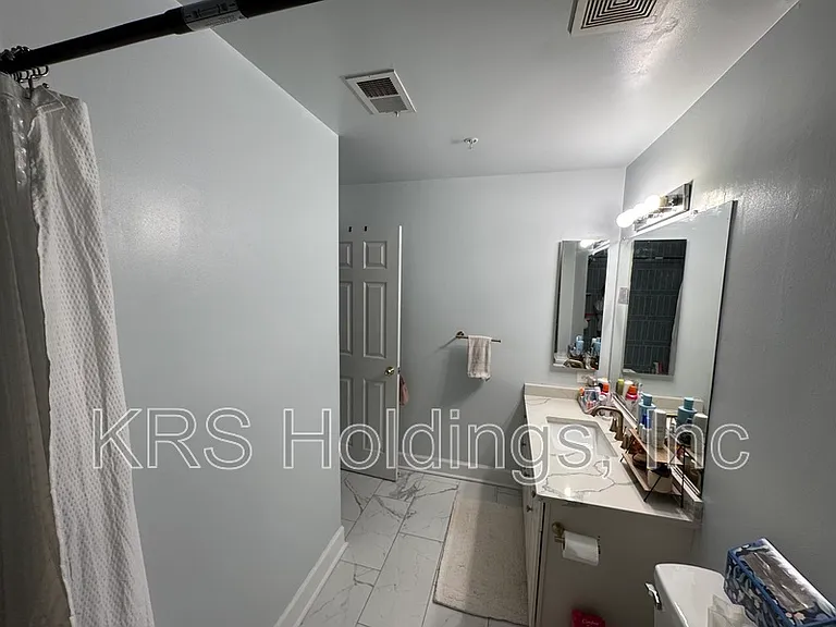 159 Sanford Ferry Ct — Photo 31