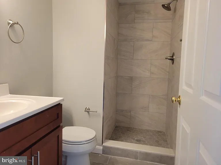 44189 Litchfield Ter — Photo 7
