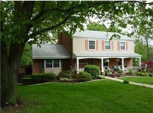 114 Rivercrest Dr, Coraopolis, PA 15108