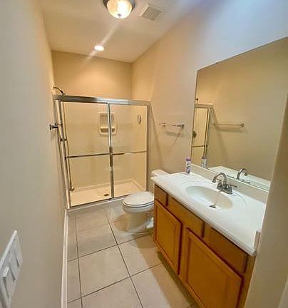 2nd image of 530 Maple Ave #1