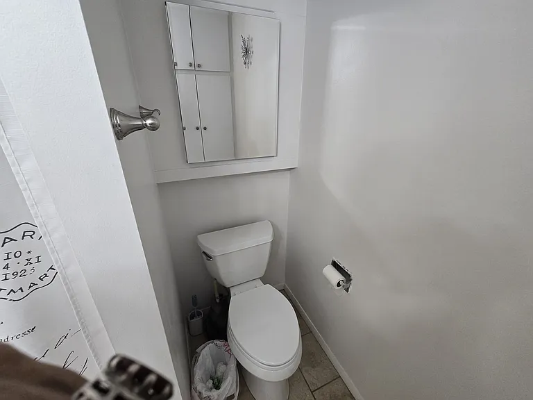 426 N Lord Ave — Photo 13