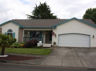 1122 Heritage Loop, Stayton, OR