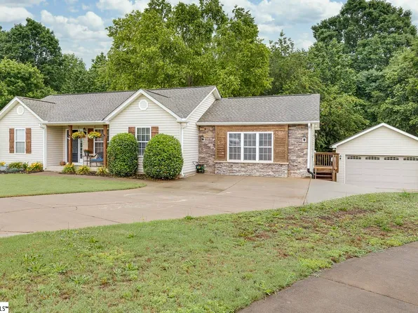 23 Cole Creek Ct, Greer, SC 29651