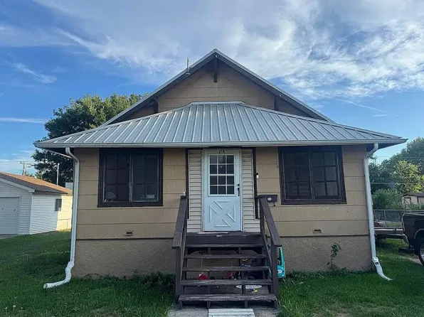 214 E 10th St., North Platte, NE 69101