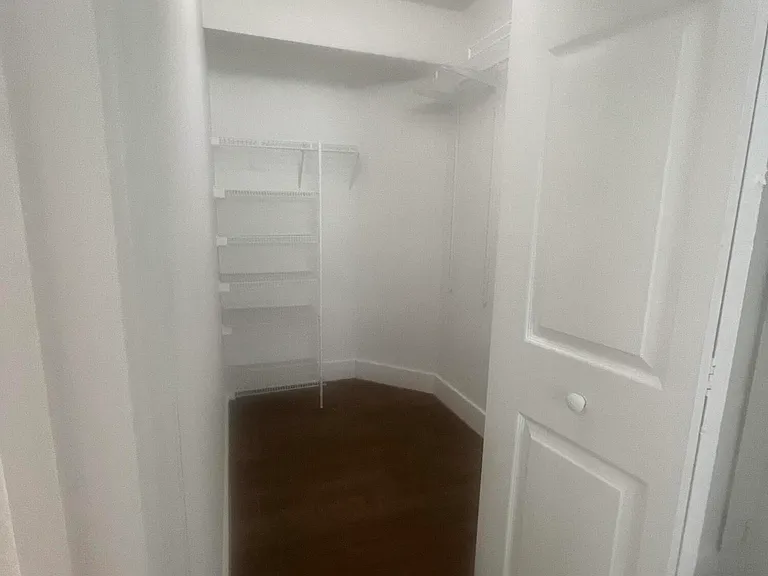 631 SW 111th Ln #102 — Photo 11